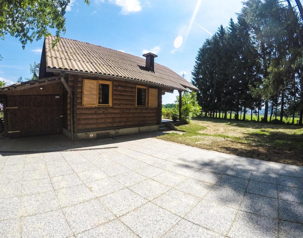 Silent Orchard Villa Naklo Kültér fotó