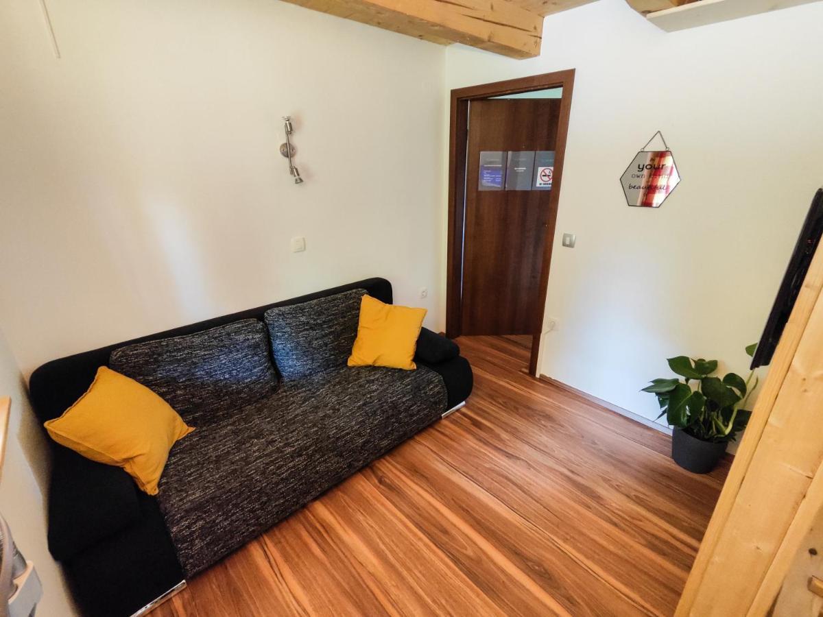 Silent Orchard Villa Naklo Kültér fotó